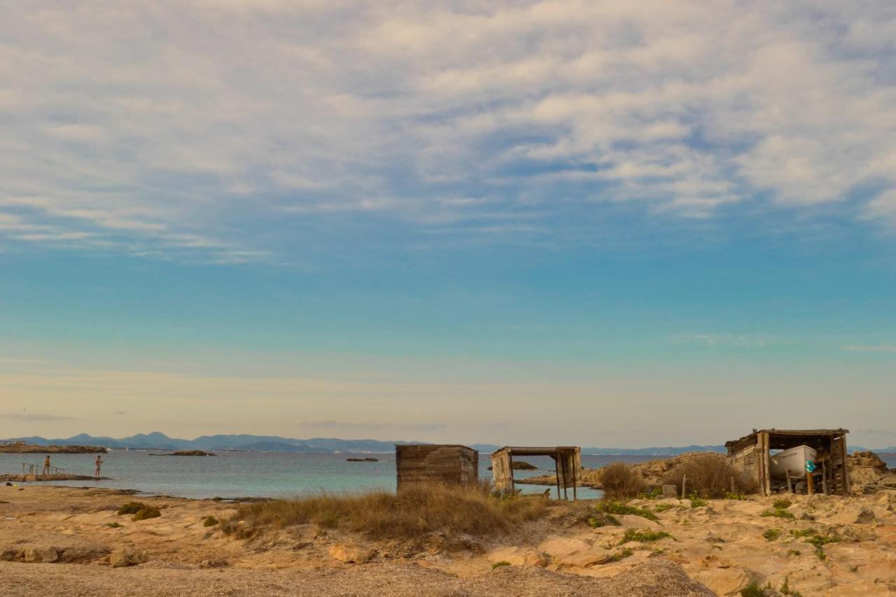 Formentera Suite 6 Es Pujols Exterior foto